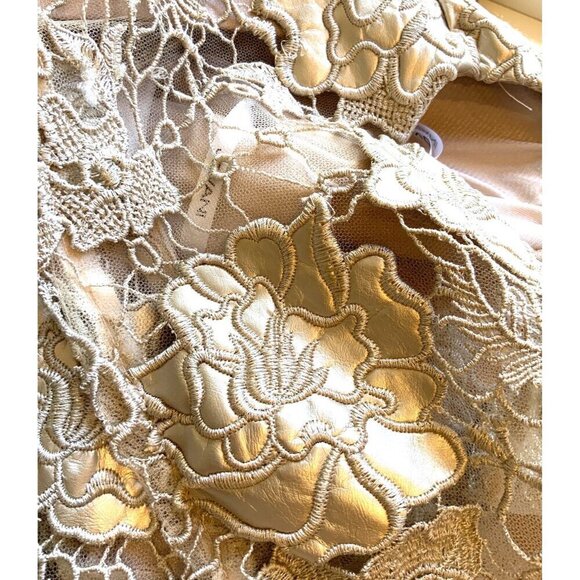 Jovani womens cocktail dress size 4 flesh  color  34ch 26w 36h  39L - Picture 11 of 11